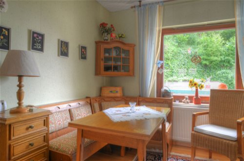 Foto 8 - Apartamento de 1 habitación en Schieder-Schwalenberg con jardín y vistas a la montaña