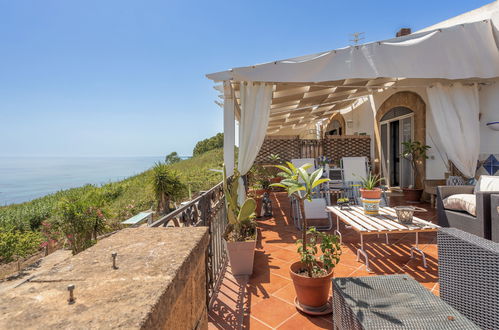 Photo 29 - Maison de 1 chambre à Menfi avec terrasse et vues à la mer