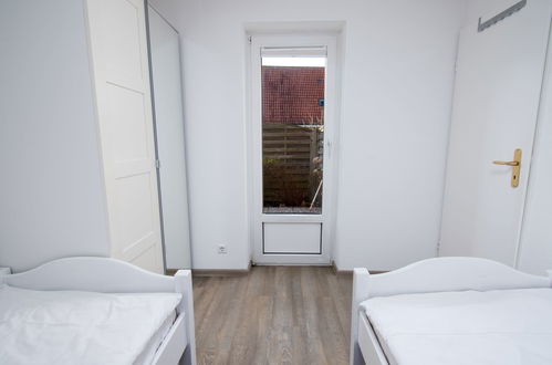 Foto 15 - Appartamento con 2 camere da letto a Norden con terrazza e vista mare