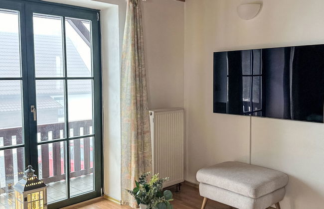 Casa de 3 quartos em Černý Důl com piscina e jardim - Foto 9