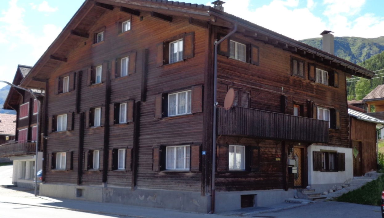 Apartment mit 4 Schlafzimmern in Tujetsch - Foto 1