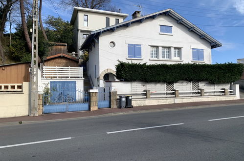 Foto 13 - Appartamento con 1 camera da letto a Arcachon con terrazza e vista mare