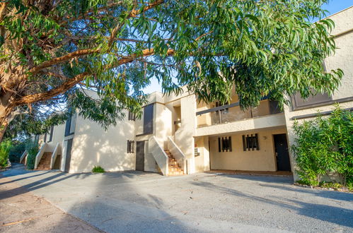 Photo 17 - Apartment in Fréjus with garden and terrace