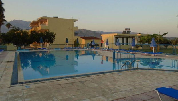 Oasis Apartments - Photo 4