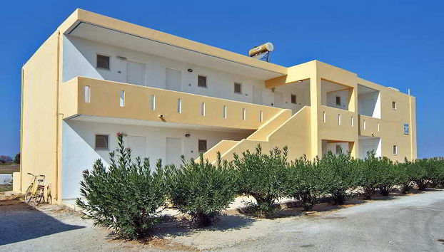 Oasis Apartments - Photo 2