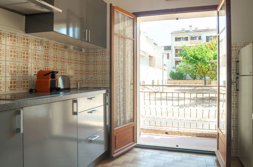 Photo 13 - Maison de 2 chambres à Saint-Cyr-sur-Mer avec jardin et terrasse