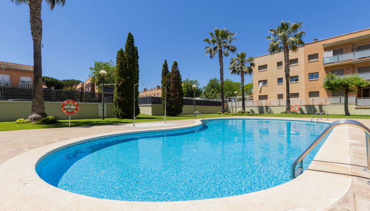 Photo 1 - 2 bedroom Apartment in Cambrils with swimming pool and sea view