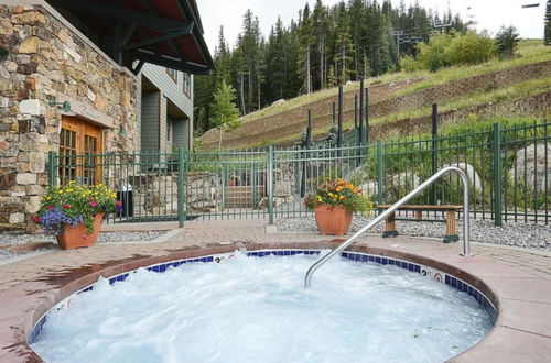 Photo 12 - Zephyr Mountain Lodge