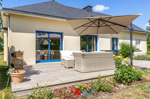 Photo 2 - Maison de 3 chambres à Lanhouarneau avec terrasse et vues à la mer