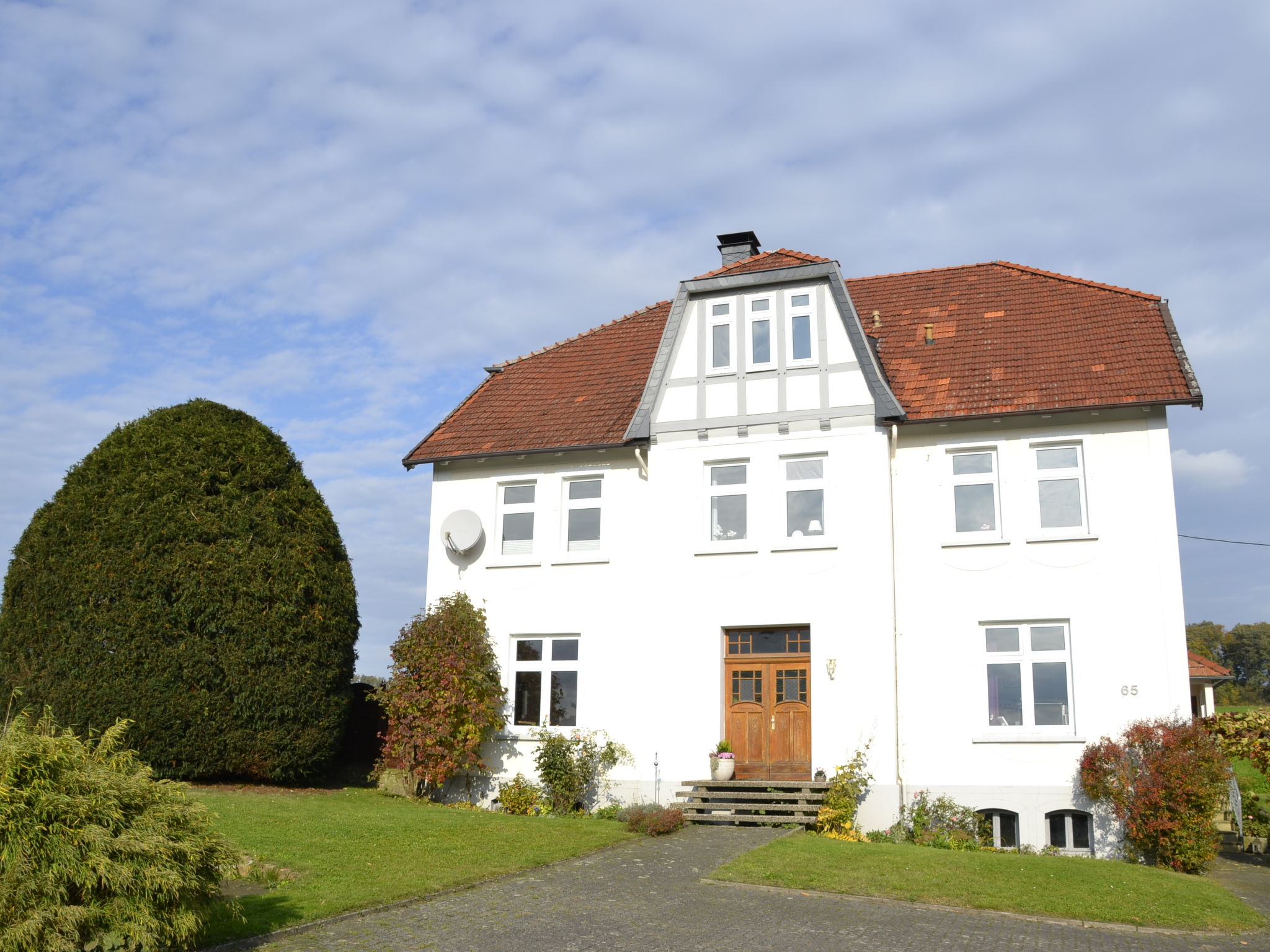 Foto 1 - Apartamento de 1 habitación en Detmold con jardín y terraza