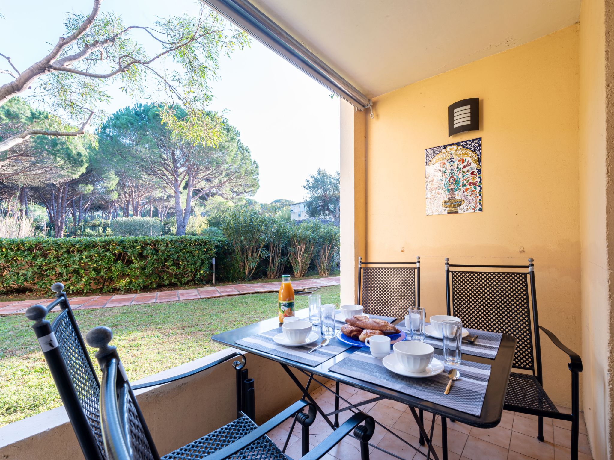 Foto 1 - Appartamento con 1 camera da letto a Gassin con piscina e vista mare