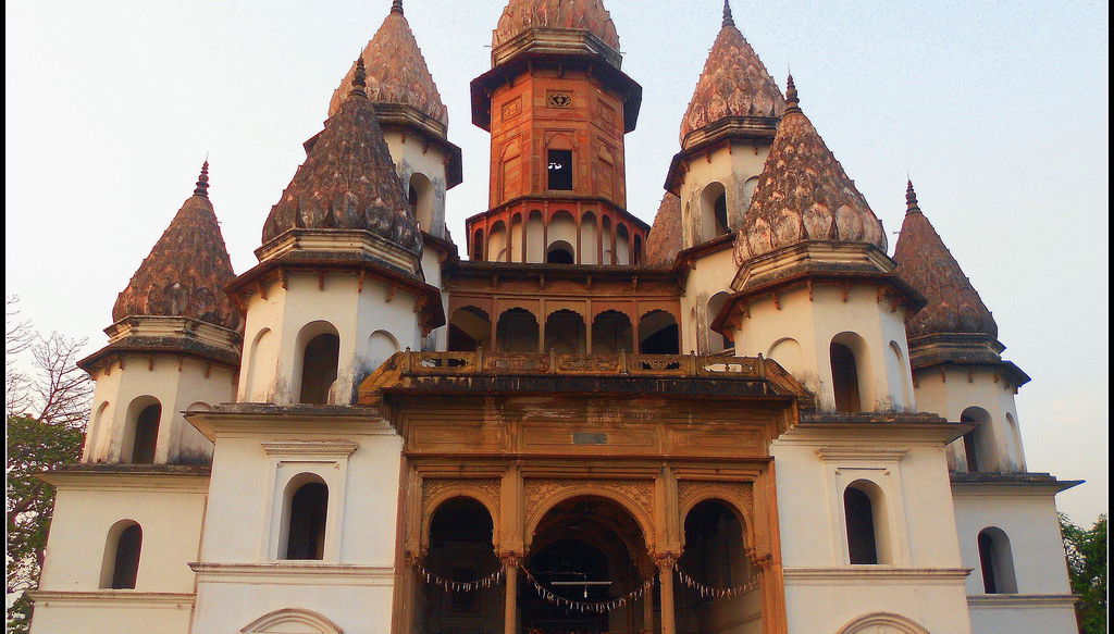 Ausflug zur Bandel Church und zum Hangseswari Temple - Foto 1