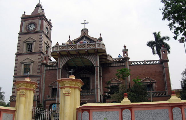 Ausflug zur Bandel Church und zum Hangseswari Temple - Foto 2