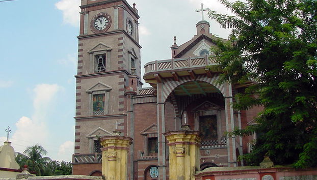 Ausflug zur Bandel Church und zum Hangseswari Temple - Foto 3