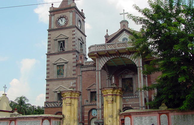 Ausflug zur Bandel Church und zum Hangseswari Temple - Foto 3