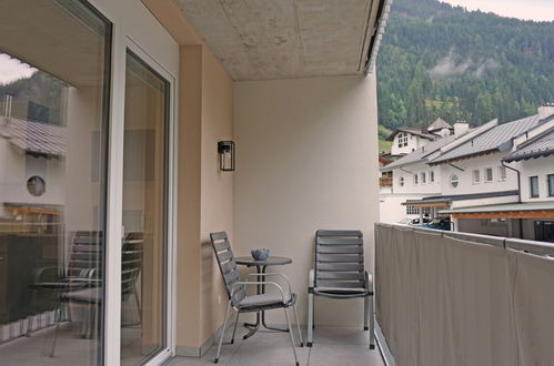 Foto 2 - Appartamento con 2 camere da letto a See con vista sulle montagne