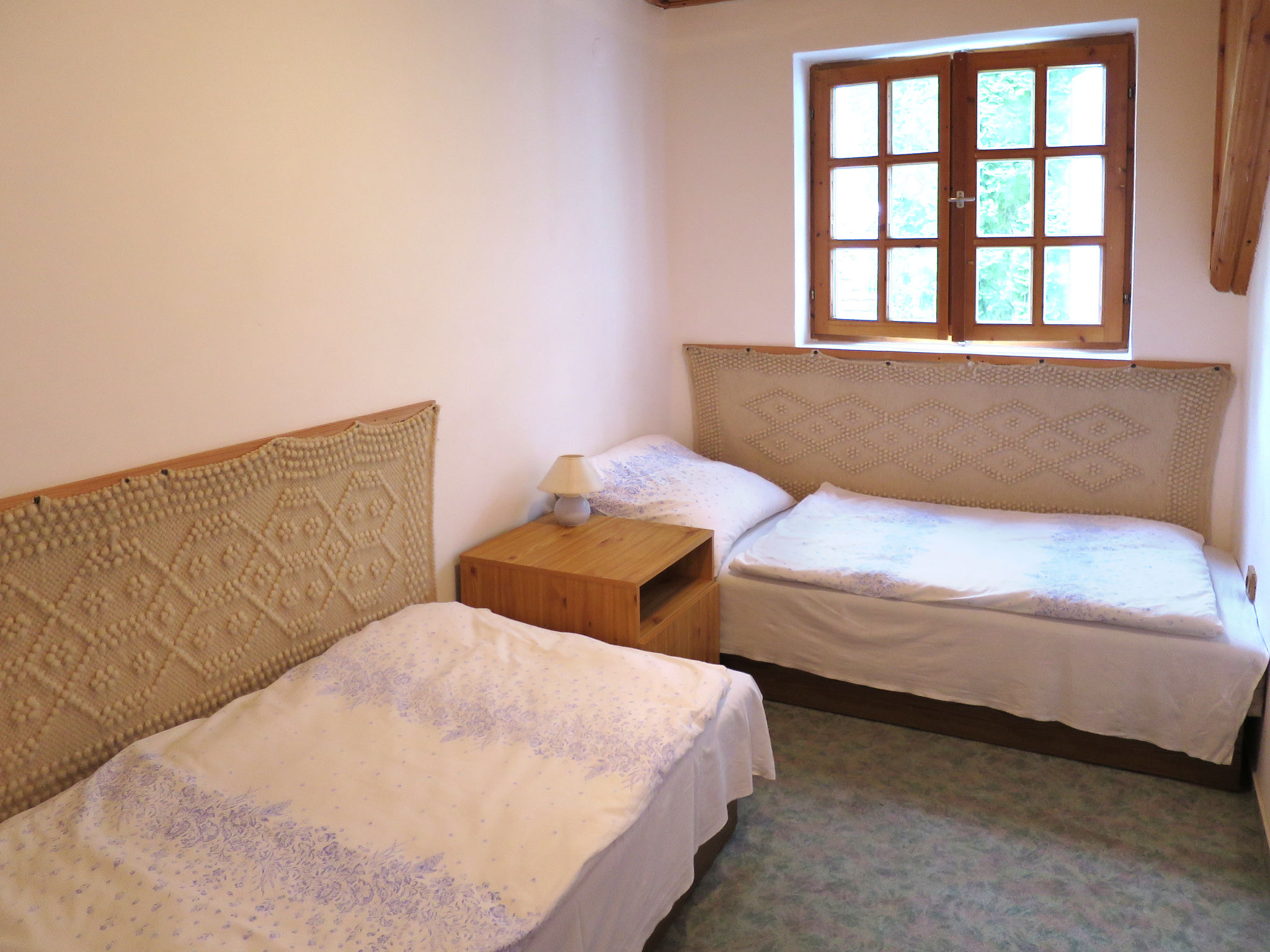 Foto 10 - Casa con 3 camere da letto a Siófok con giardino e vista sulle montagne