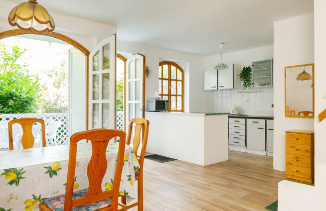 Casa de 4 quartos em Siófok com jardim e terraço - Foto 4