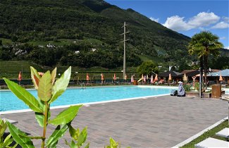 Foto 1 - Casa de 2 habitaciones en Bellinzona con piscina y jardín