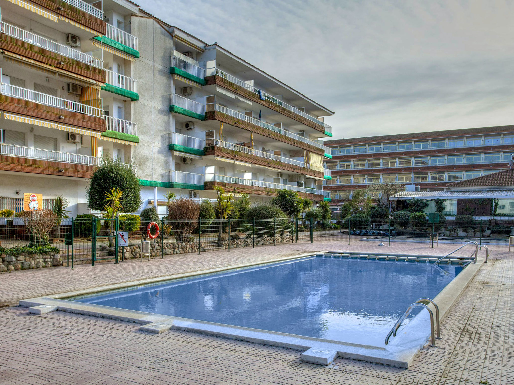 Foto 1 - Apartamento de 2 quartos em Blanes com piscina e jardim