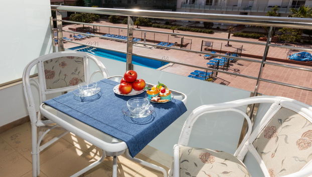 Appartamento con 3 camere da letto a Blanes con piscina e giardino - Foto 2