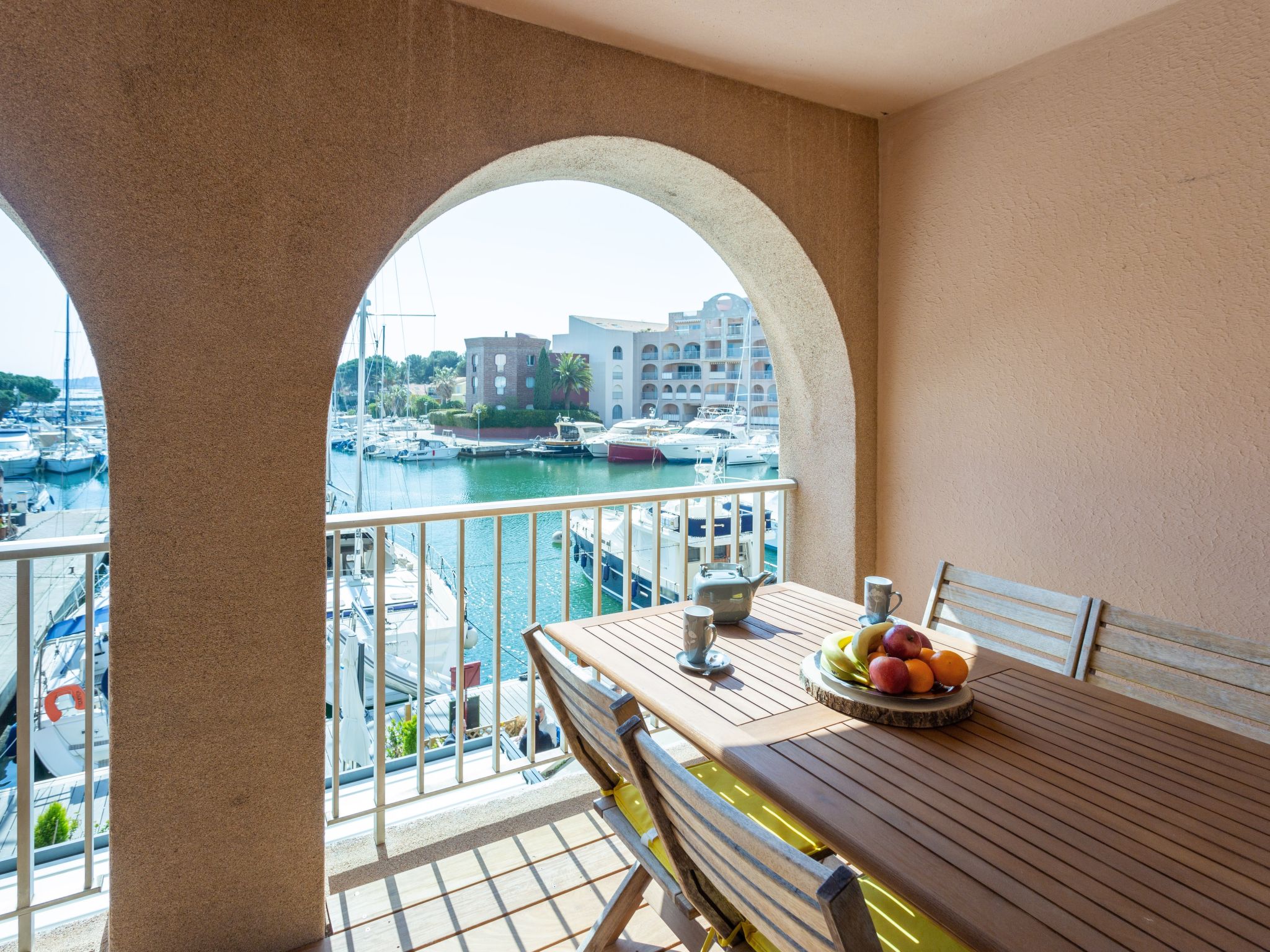 Foto 10 - Apartamento de 1 habitación en Hyères con terraza y vistas al mar