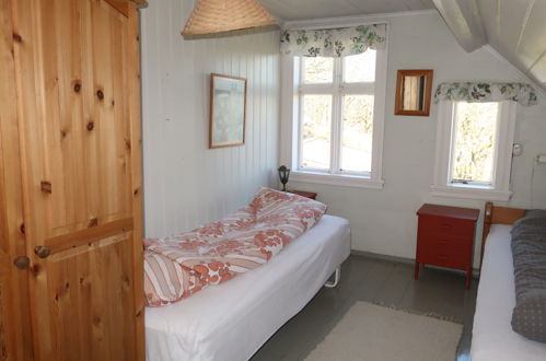 Photo 15 - 4 bedroom House in Austevoll with garden and terrace