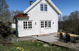 Photo 1 - Maison de 4 chambres à Austevoll avec jardin et terrasse