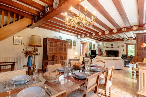 Photo 8 - Maison de 4 chambres à Mauzé-sur-le-Mignon avec piscine privée et terrasse