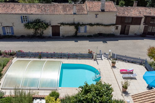 Foto 36 - Haus mit 4 Schlafzimmern in Mauzé-sur-le-Mignon mit privater pool und terrasse