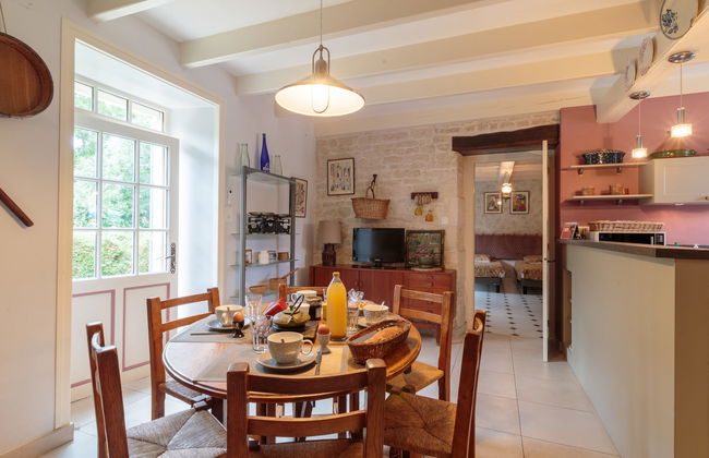 Casa de 5 quartos em Mauzé-sur-le-Mignon com piscina privada e jardim - Foto 12