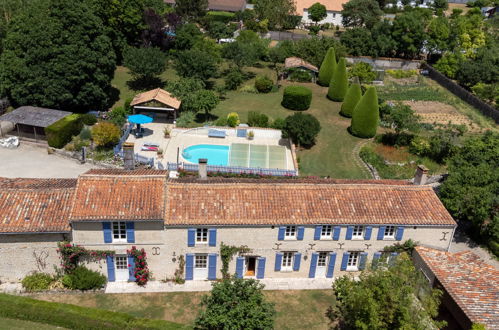 Foto 34 - Haus mit 4 Schlafzimmern in Mauzé-sur-le-Mignon mit privater pool und terrasse