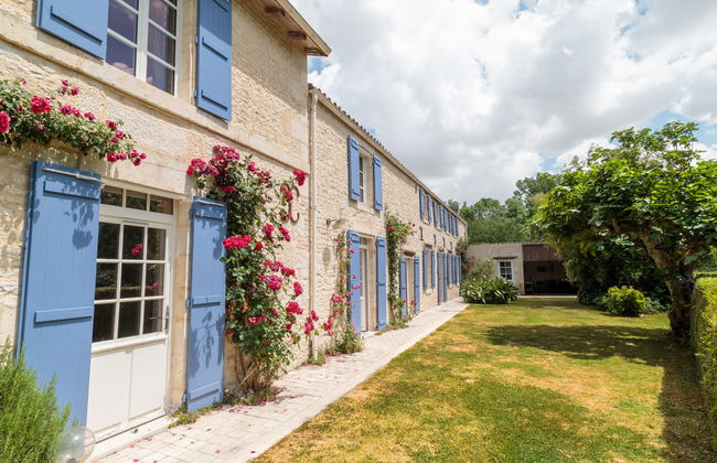 Casa de 5 quartos em Mauzé-sur-le-Mignon com piscina privada e jardim - Foto 2