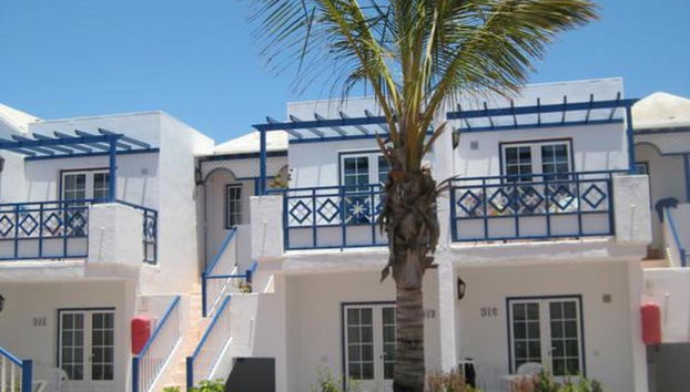 Atlantis Las Lomas - Photo 2