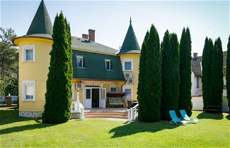 Foto 1 - Casa de 5 quartos em Balatonföldvár com jardim e terraço