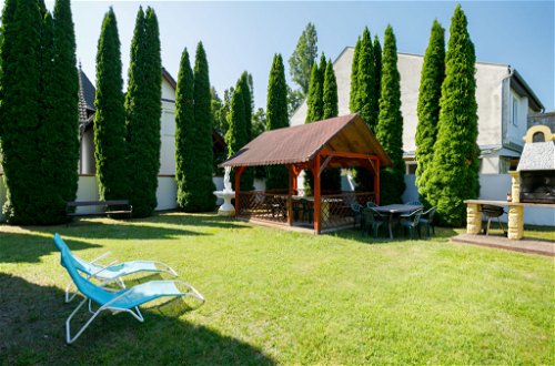 Foto 22 - Casa con 5 camere da letto a Balatonföldvár con giardino e terrazza