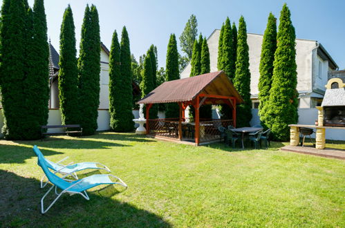 Photo 22 - 5 bedroom House in Balatonföldvár with garden and terrace