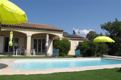 Foto 22 - Casa con 3 camere da letto a Le Val con piscina privata e terrazza