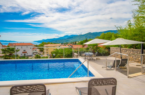 Photo 1 - Maison de 1 chambre à Kastav avec piscine et terrasse