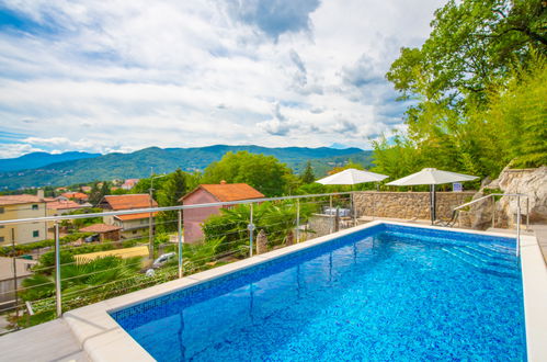 Photo 18 - Maison de 1 chambre à Kastav avec piscine et terrasse