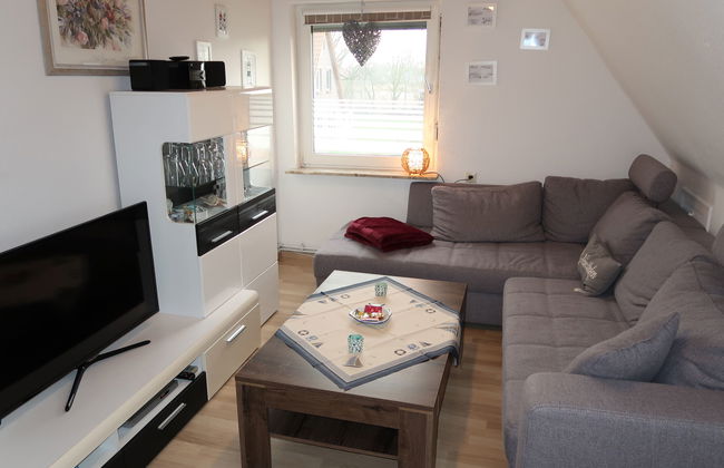 Apartamento de 3 quartos em Wangerland com jardim e terraço - Foto 2