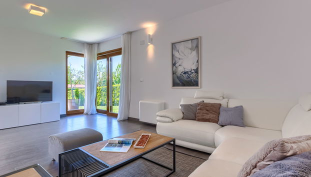 4 bedroom House in Sveti Petar u Šumi with private pool and garden - Photo 4