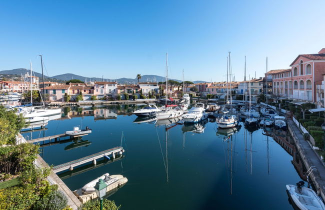 2 bedroom Apartment in Grimaud - Photo 2