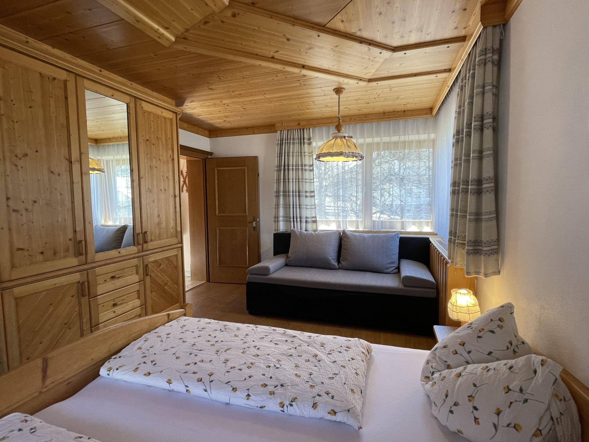 Foto 14 - Appartamento con 2 camere da letto a Hopfgarten im Brixental con vista sulle montagne