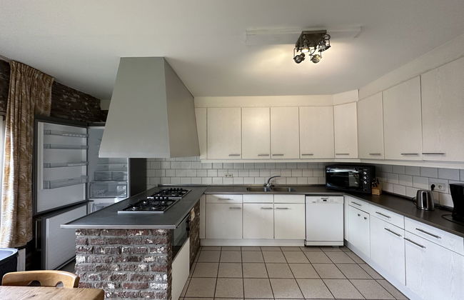 Casa de 13 quartos em Gulpen com jardim e terraço - Foto 22