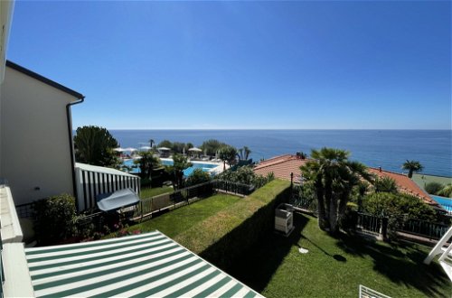 Foto 20 - Apartamento de 1 habitación en Cipressa con piscina y vistas al mar
