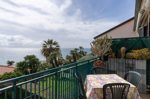 Foto 5 - Apartamento de 1 habitación en Cipressa con piscina y vistas al mar