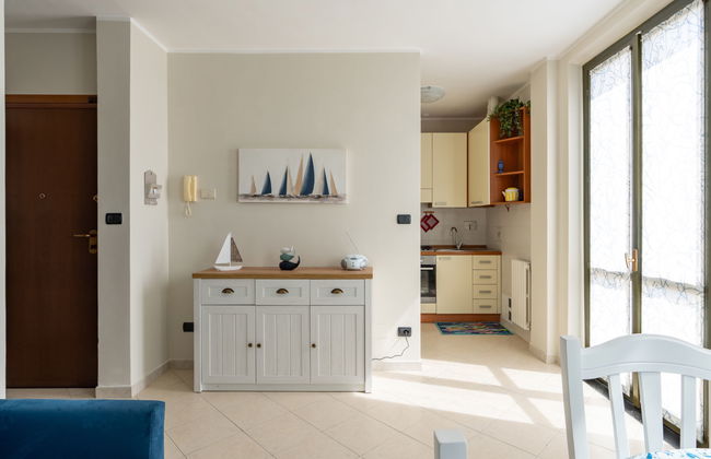 Apartamento de 2 quartos em Cipressa com piscina e jardim - Foto 13
