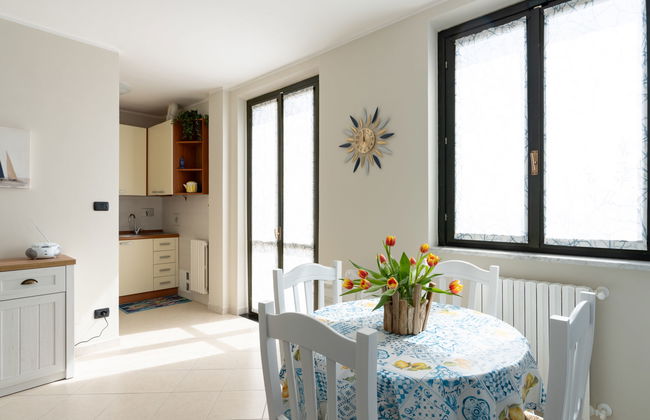Apartamento de 2 quartos em Cipressa com piscina e jardim - Foto 10