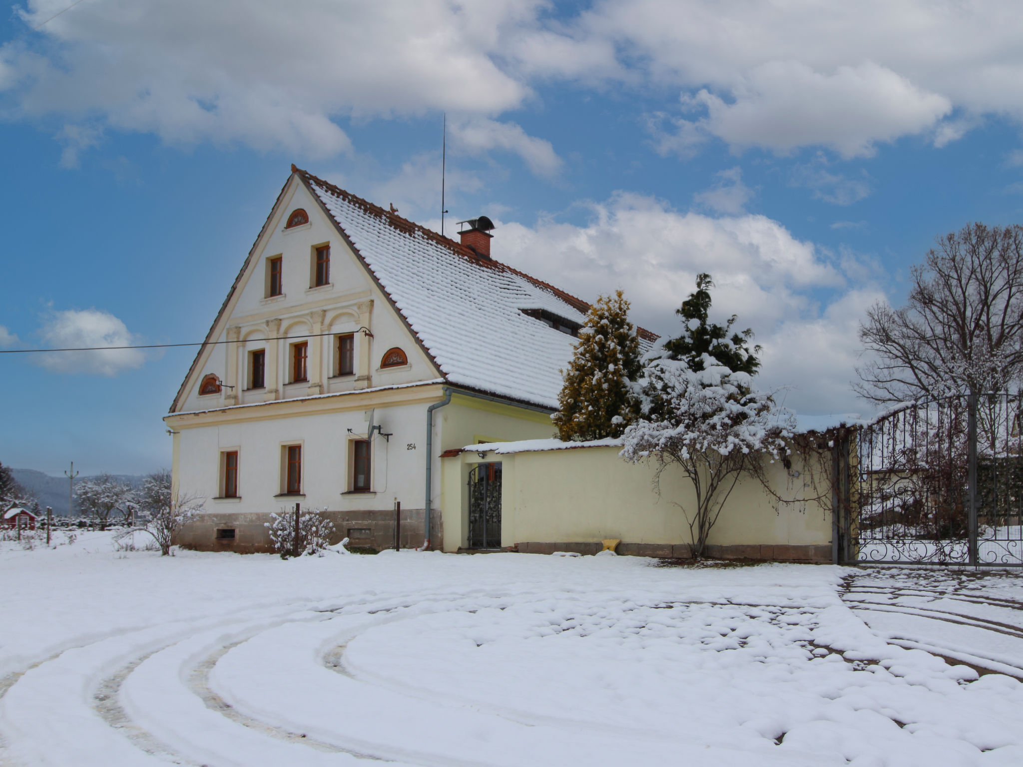 Photo 60 - 4 bedroom House in Martínkovice with private pool and garden